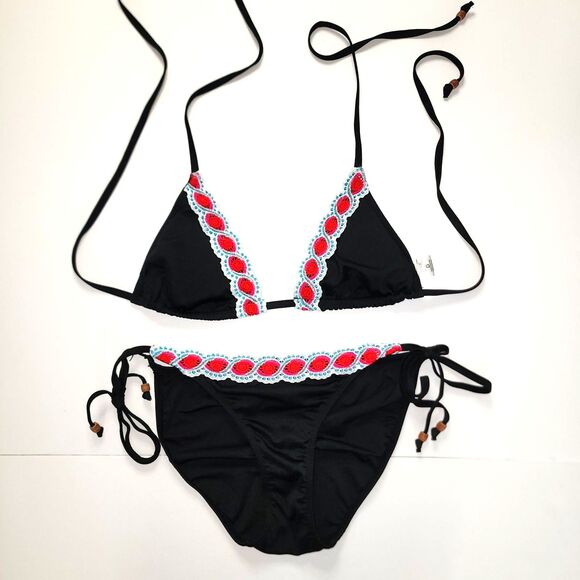 Venus Black Embroidered Triangle Bikini Set - Picture 2 of 9